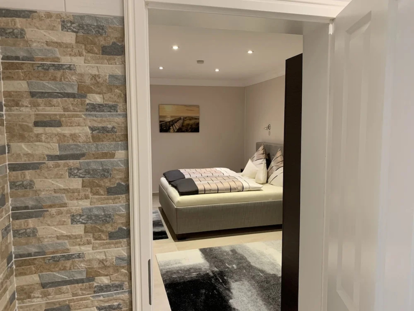 Apartment Ahsbahs Suite near Airport