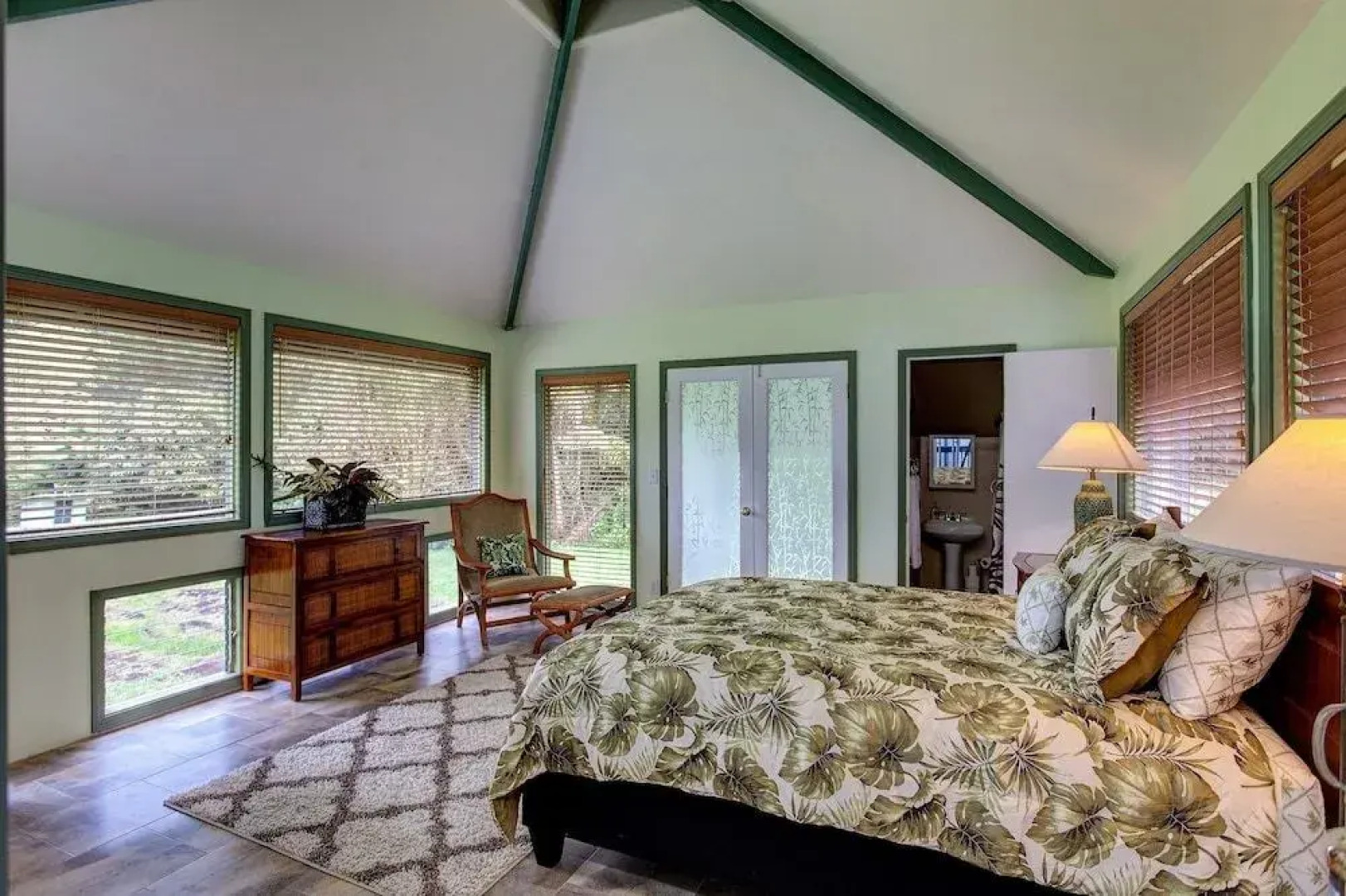 Big Island Bali Hideaway 2 Bedroom Home by Redawning