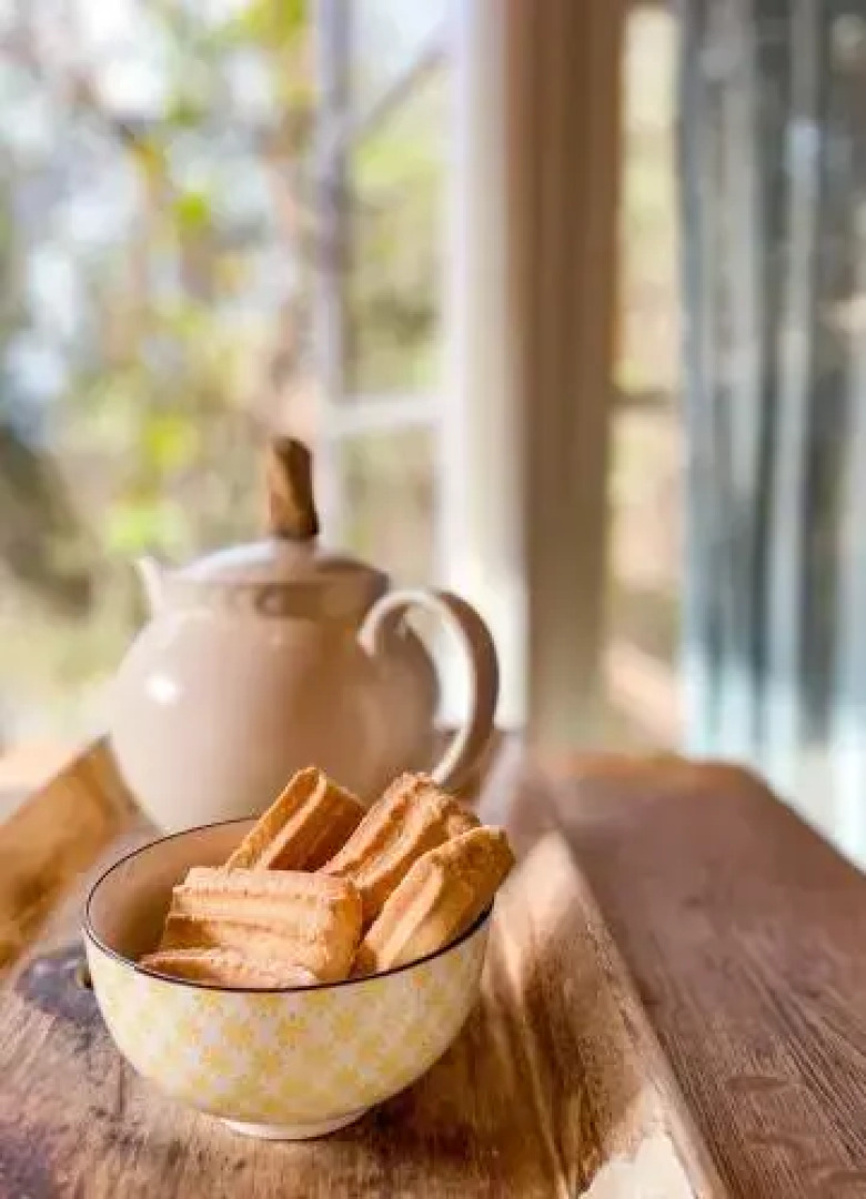 Blue House In The Woods- Amirim