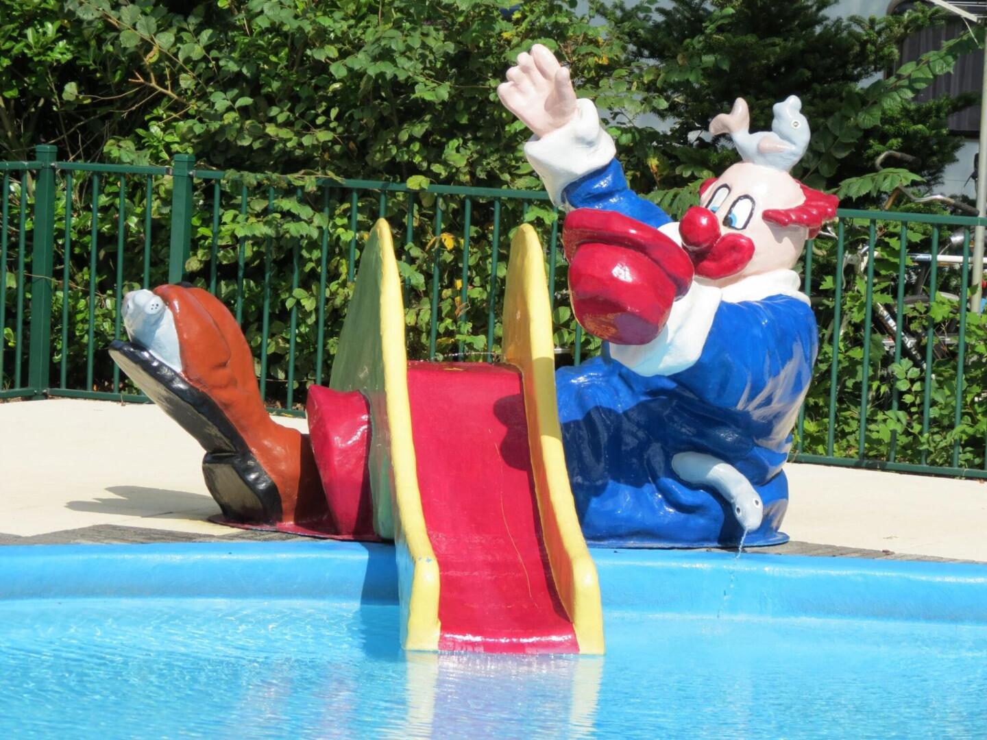 Nice Chalet on a Lawn, in Beautiful Surroundings