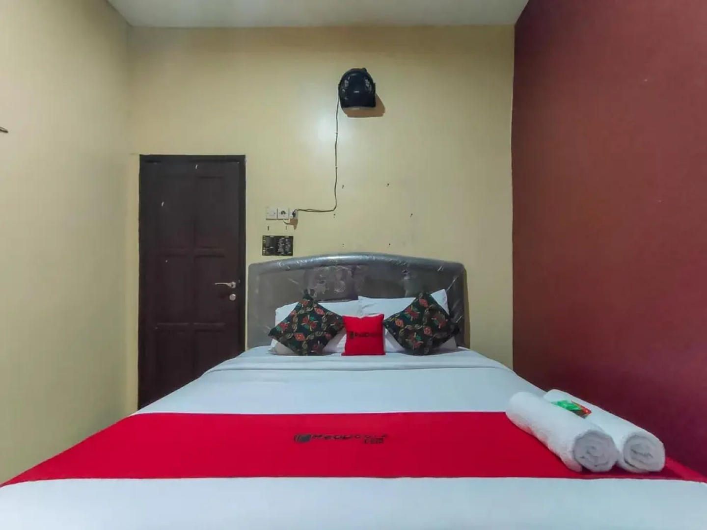 RedDoorz @ Pacet Mojokerto