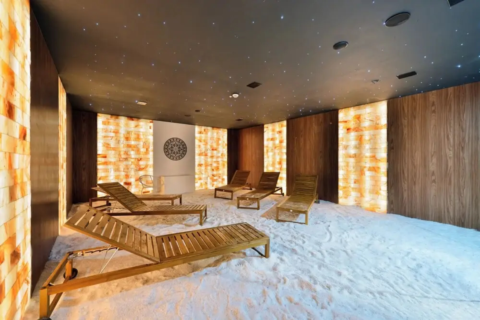 Arche Nałęczów Dawne Sanatorium