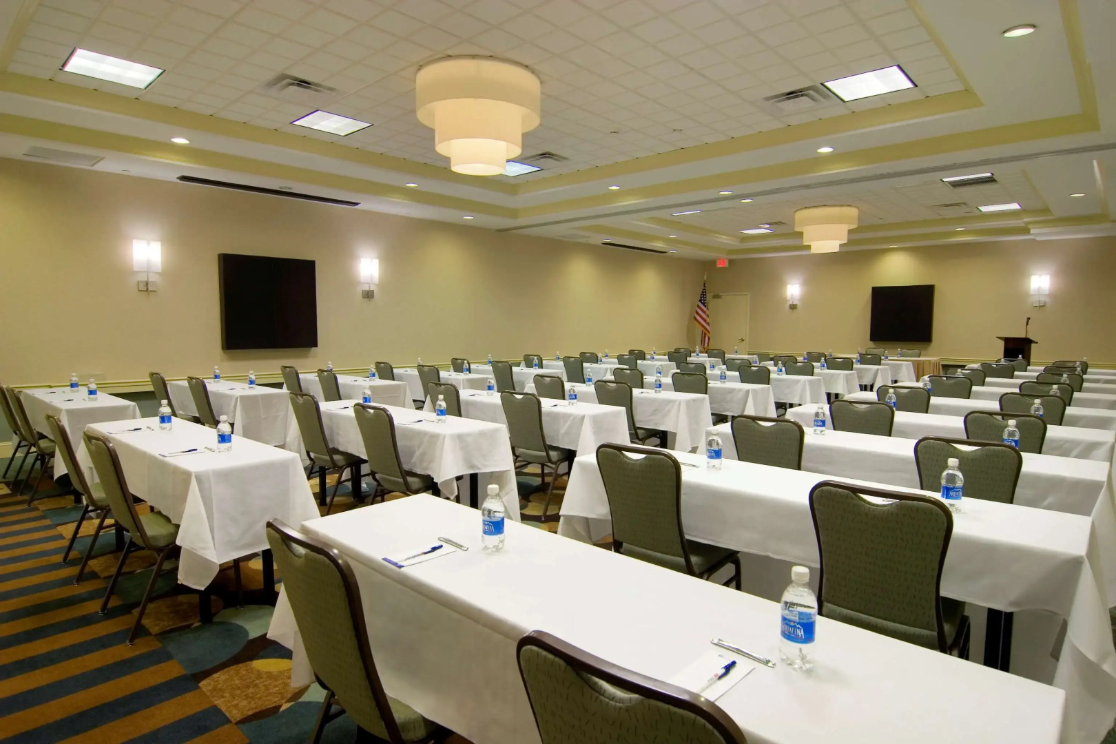 Hilton Garden Inn Waldorf