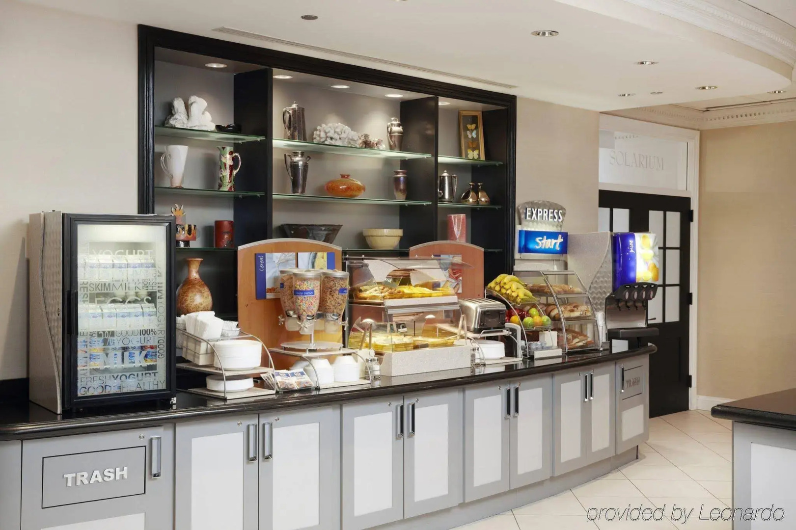 Holiday Inn Express Chicago - Magnificent Mile by IHG