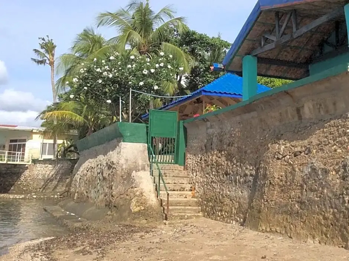 Bamboo Paradise Beach Resort