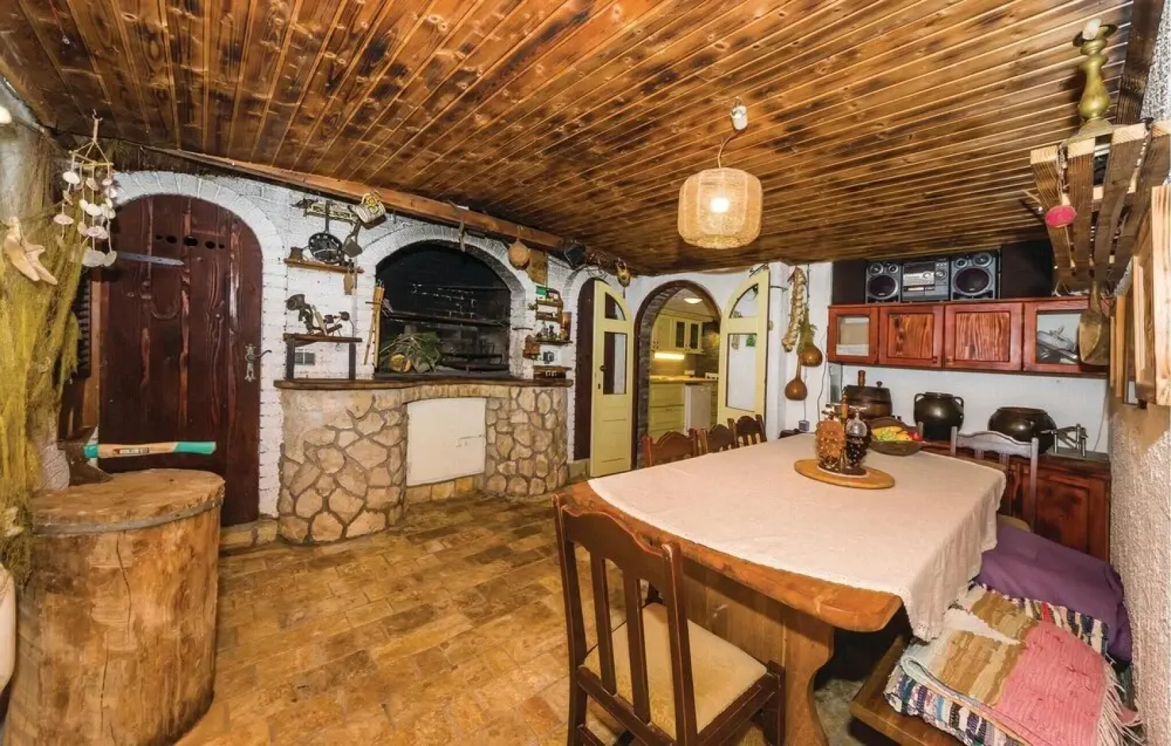 Amazing Home in Kozino With Wifi and 5 Bedrooms