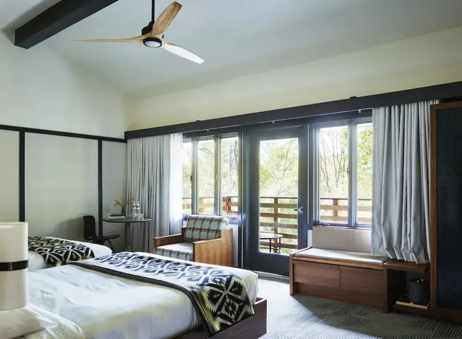 The Skyline Lodge