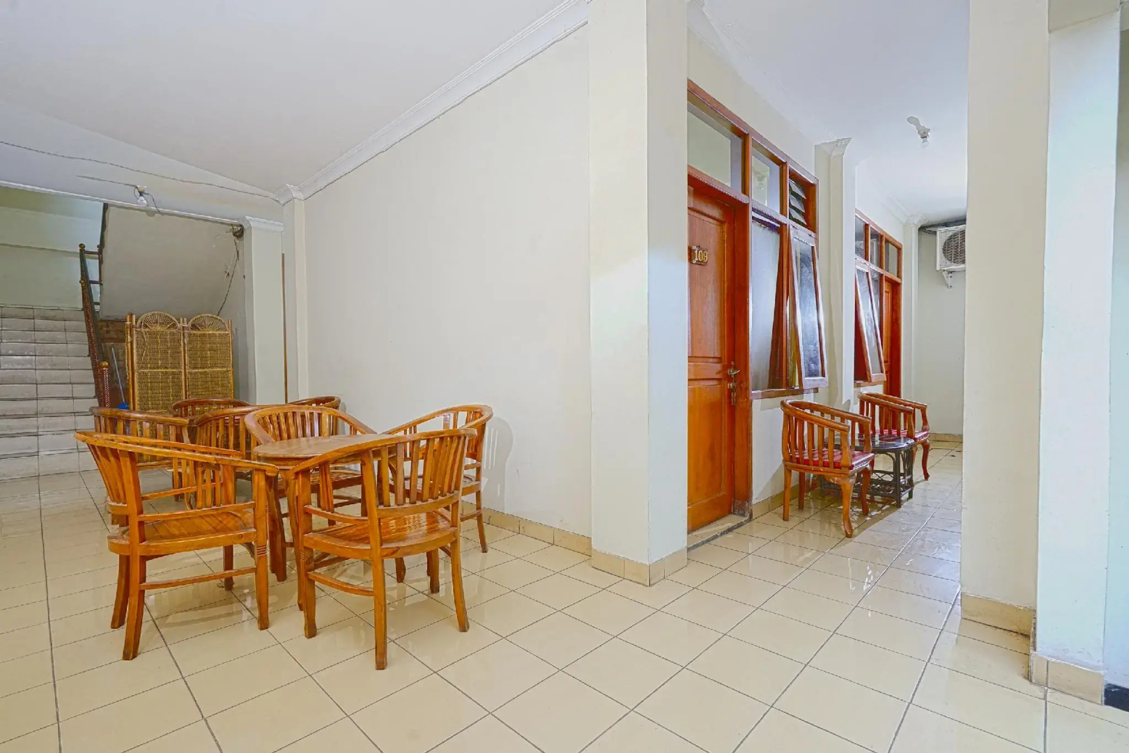 Hotel Astria Graha