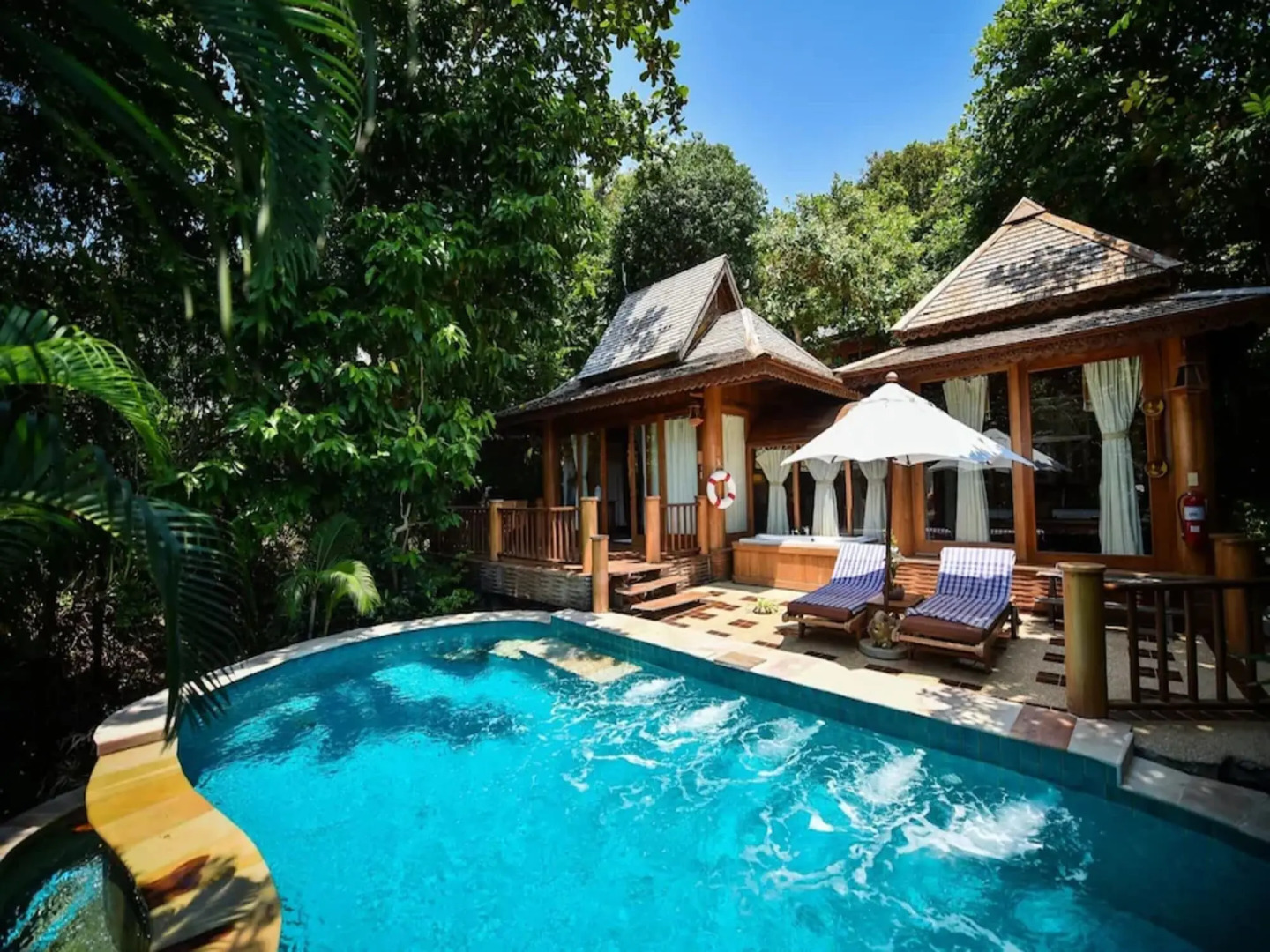 Курортный отель Santhiya Koh Phangan Resort & Spa