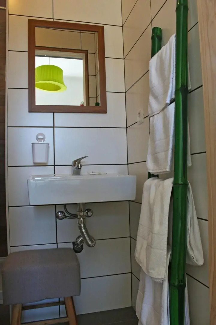 Porto Pim Guest House