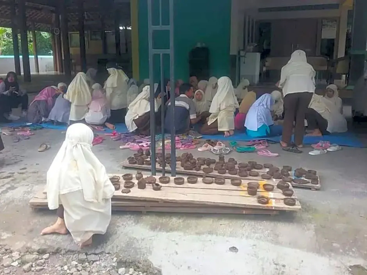 Sardi Homestay by ZUZU