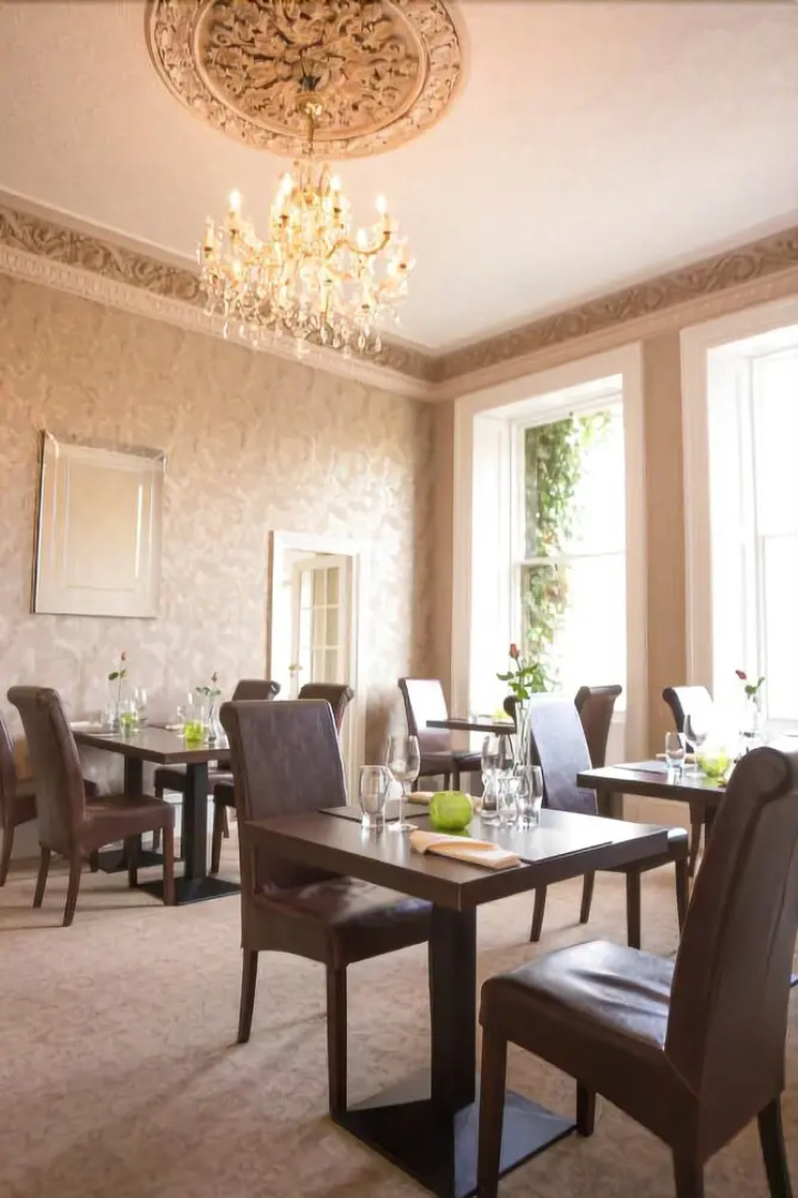 Westlakes Hotel and Restaurant