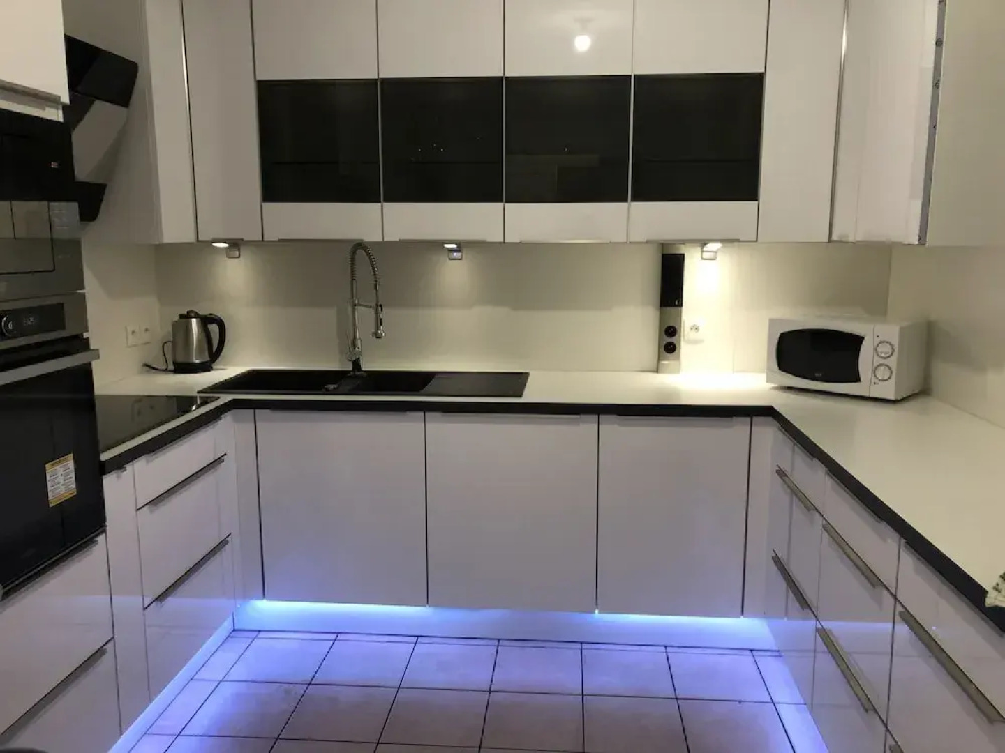 Abisha Disney Golden House