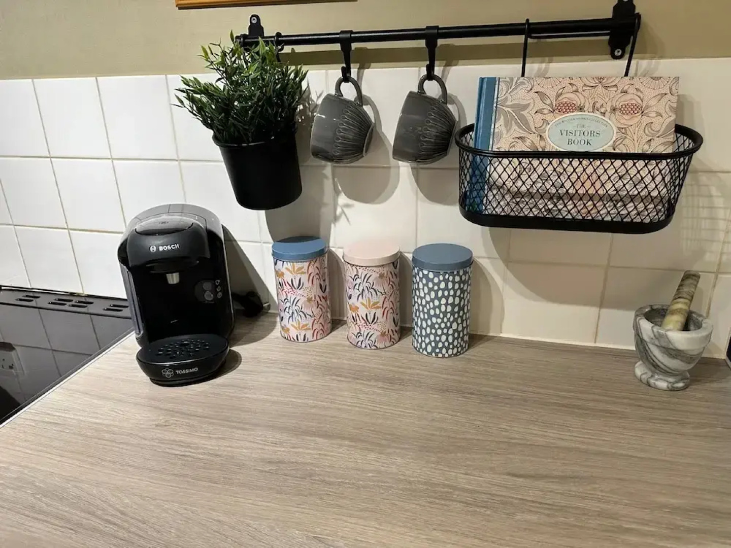 Llanidloes - Sleeps 7 - Parking - Pet Friendly