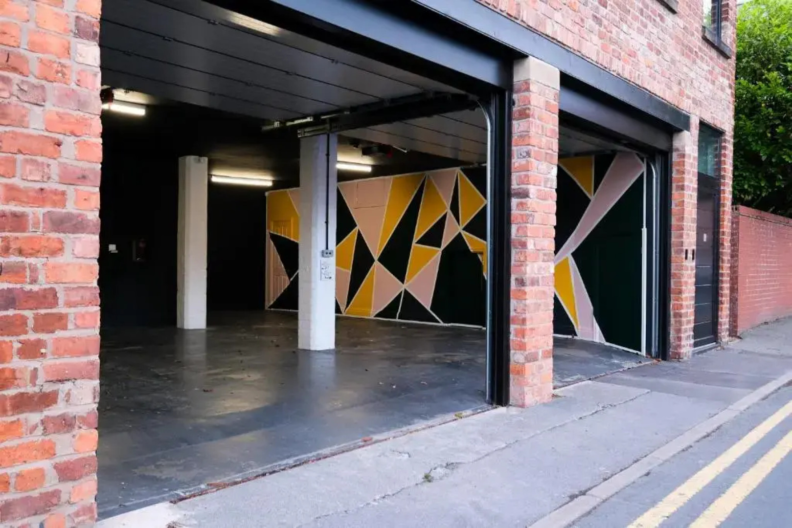 The Eden Warehouse - Green Apartment, sleeps 5