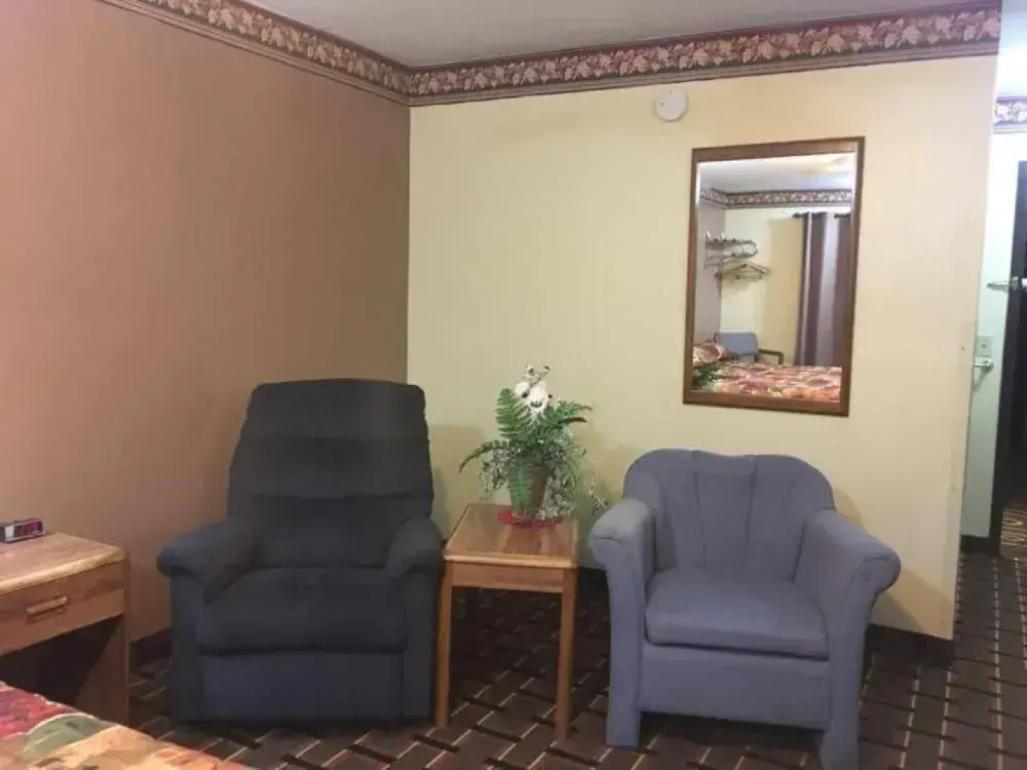 Deluxe Inn Capital O Nebraska City I 29