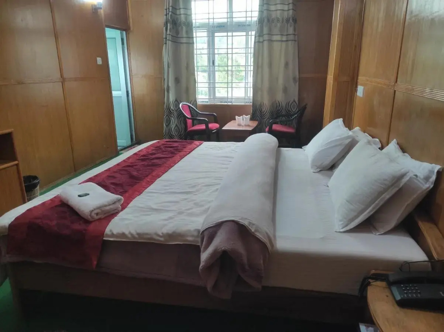 Hotel Tawang Holiday