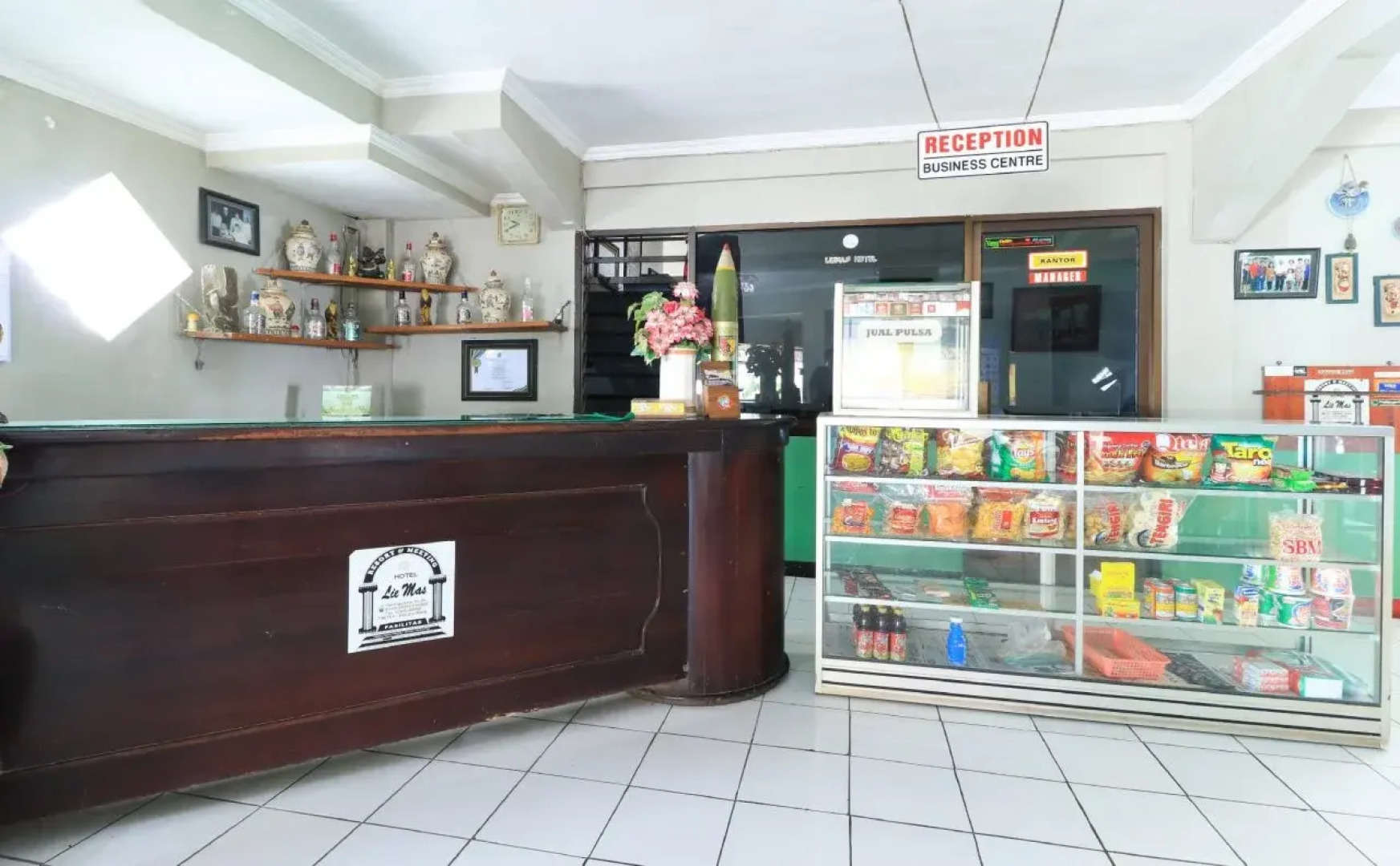 OYO 90132 Lie Mas Hotel