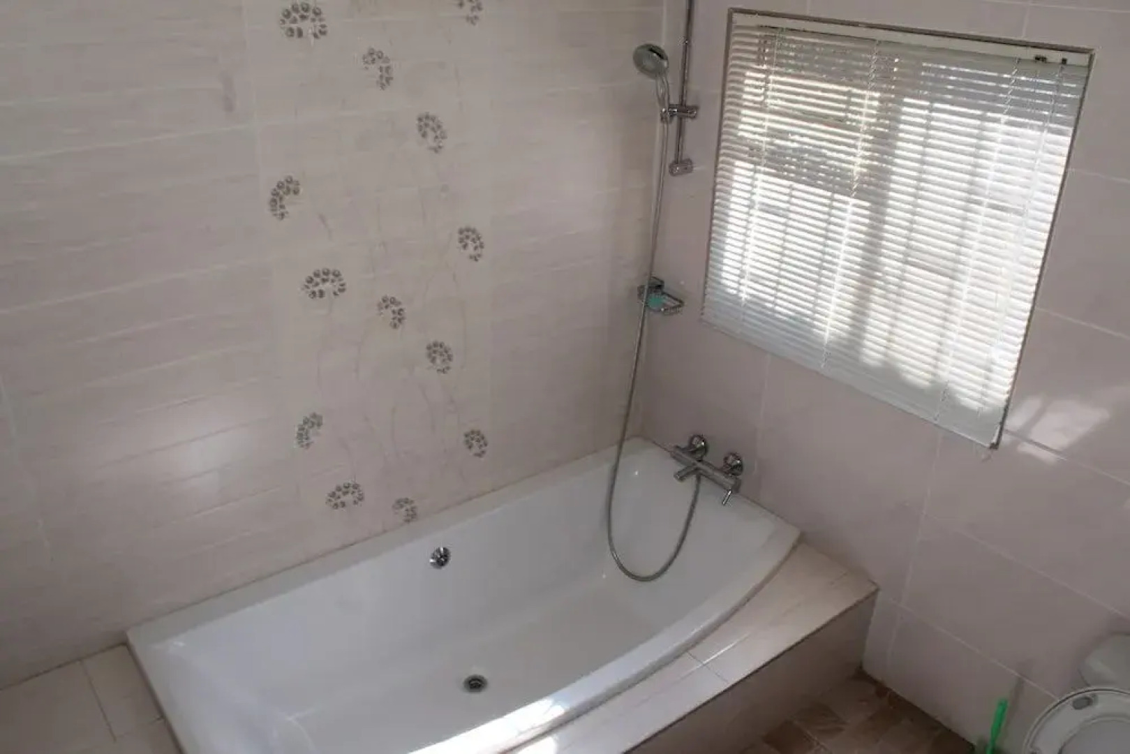 Grey Oak Holiday House