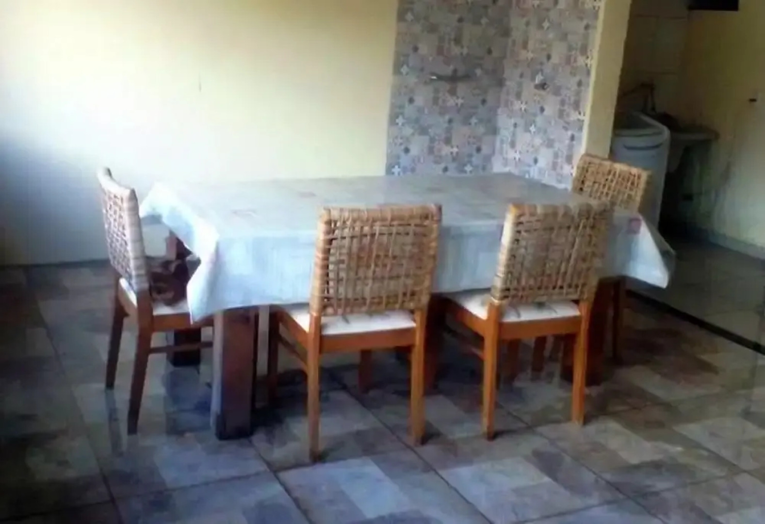 Casa em condomínio com Sauna e Piscina