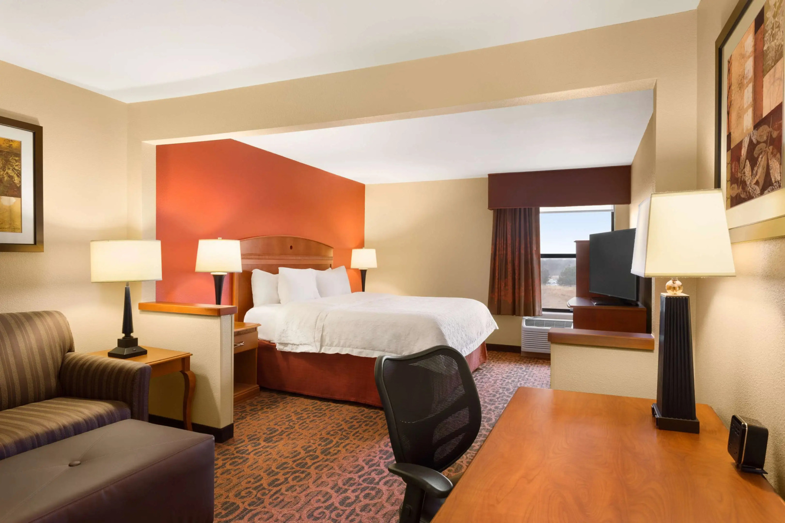Hampton Inn Wichita-East