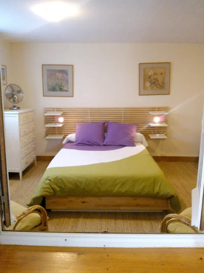 House With one Bedroom in Treigny, With Enclosed Garden