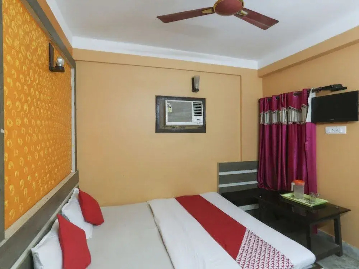 OYO 60609 Hotel Tanushree