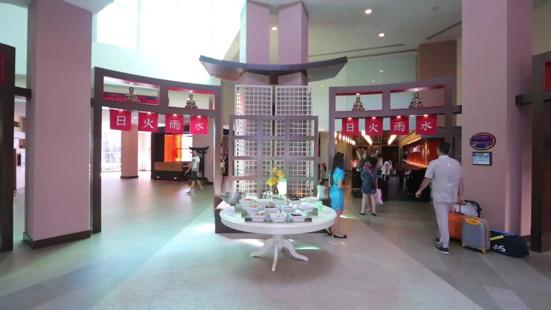 Limak Lara De Luxe Hotel and Resort