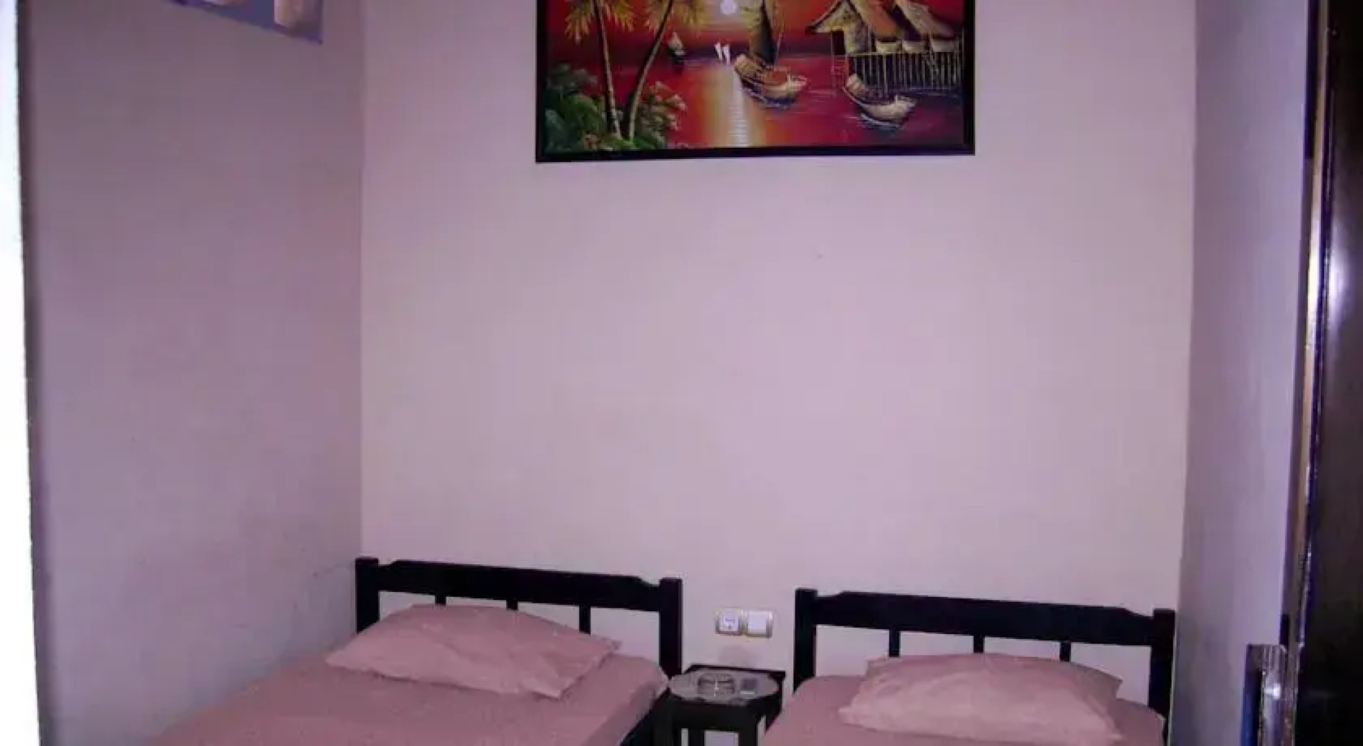 DR Sutomo 44 Homestay