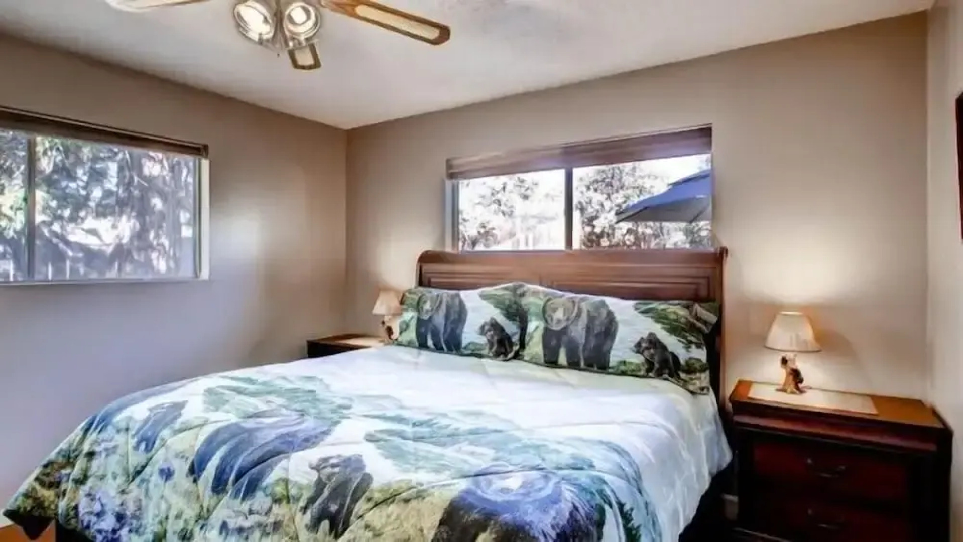 Scenic Wonders Lazy Bear Lodge 4 Bedroom