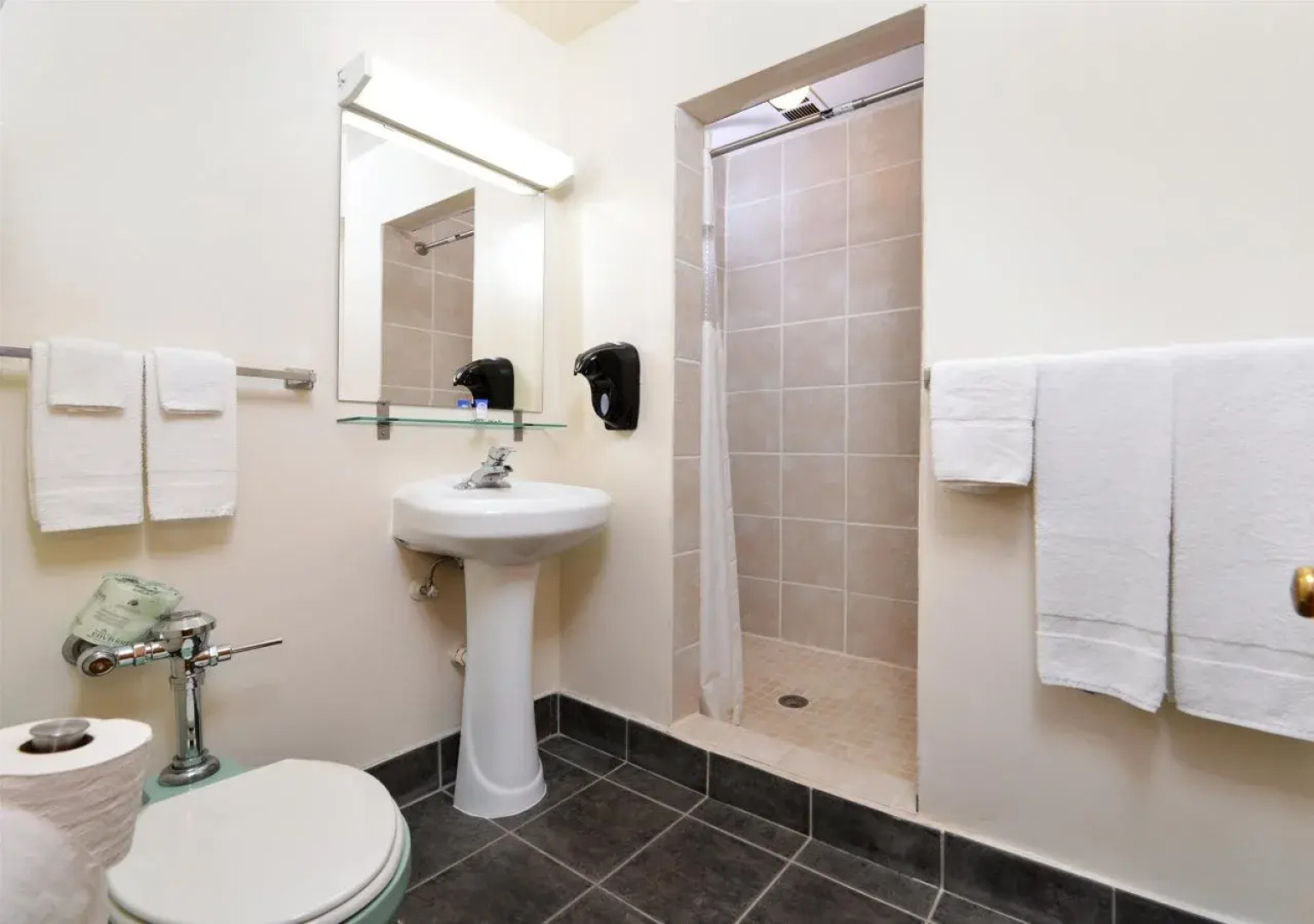 Americas Best Value Inn Mayflower