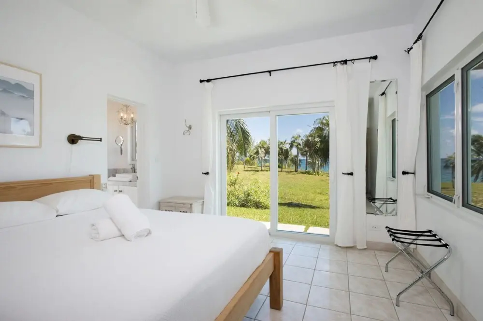 La Bougainvillea Estate 12 Bedroom Duplex