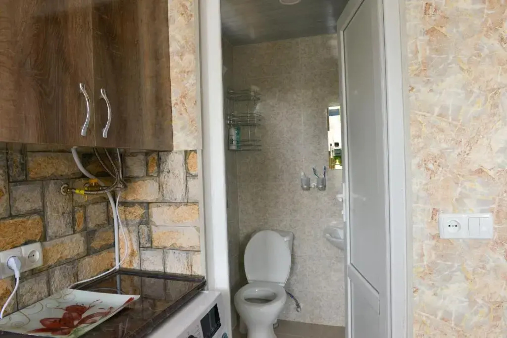 Surami Guest House - სახლი სურამში