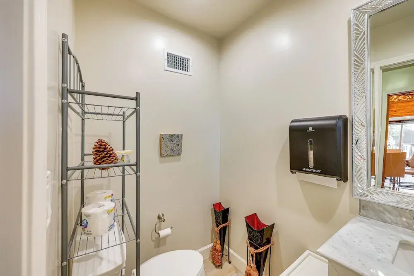 Wraparound Deck & Grill: Wrightwood Cabin Near PCT