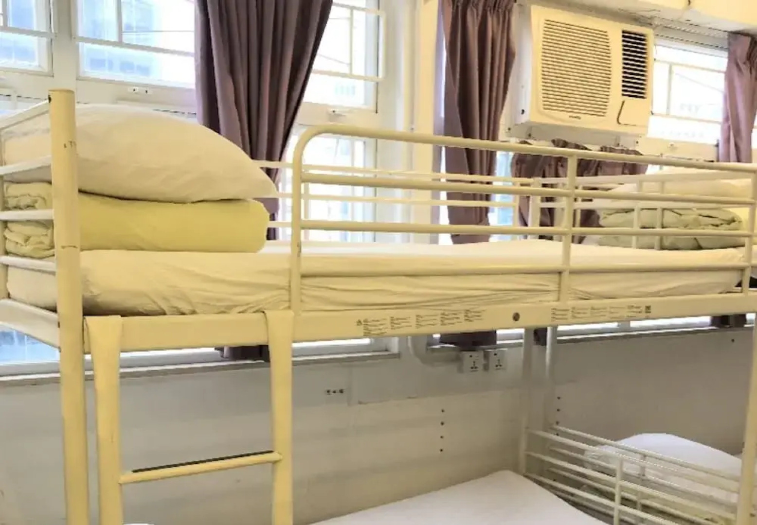 Cool Budget Hostel