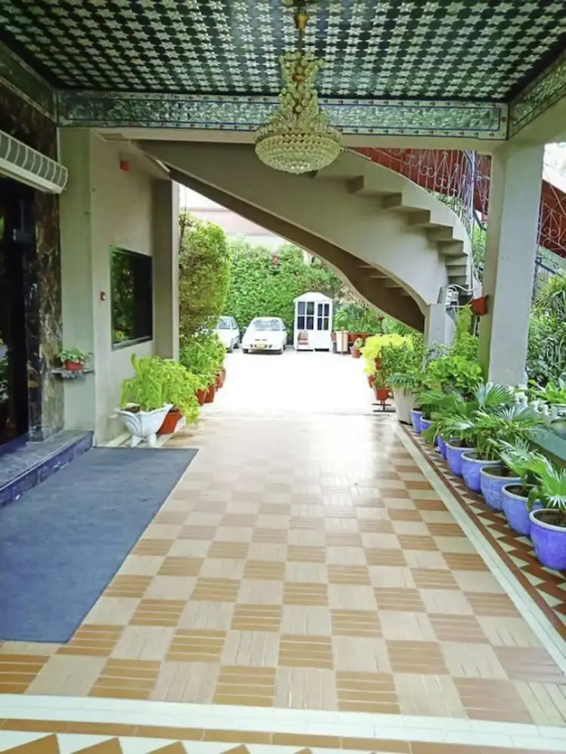 Hotel Indus