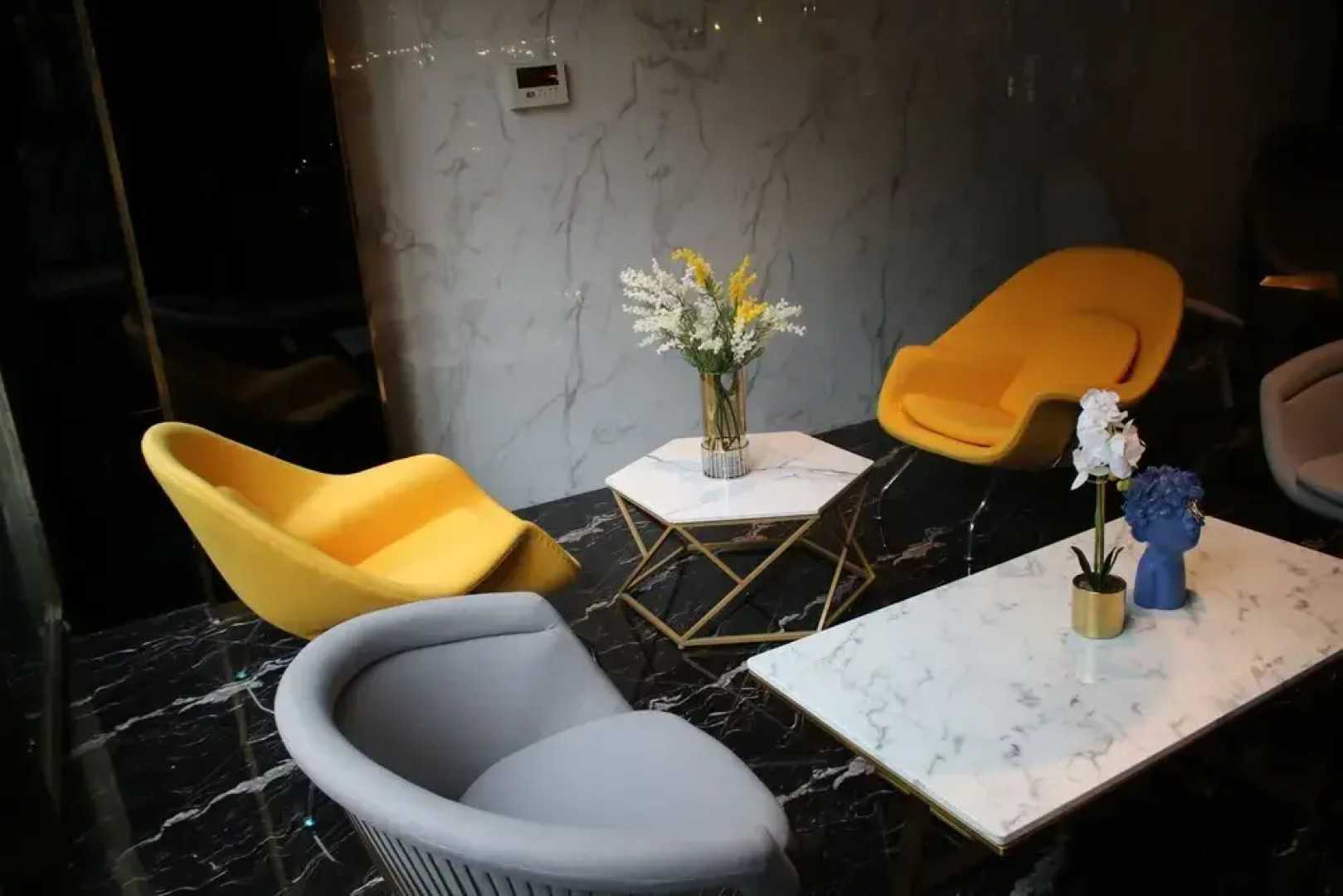 R-Kiss Boutique Hotel