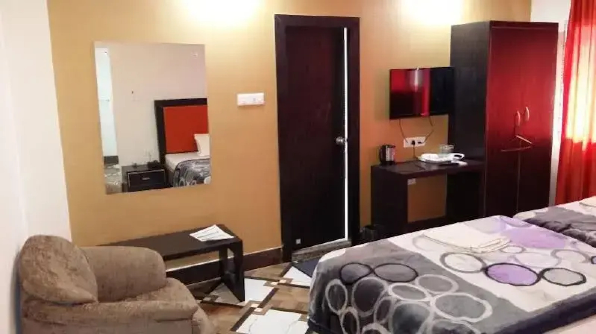 HB INTERNATIONAL (A unit of Hotel Rajkamal)