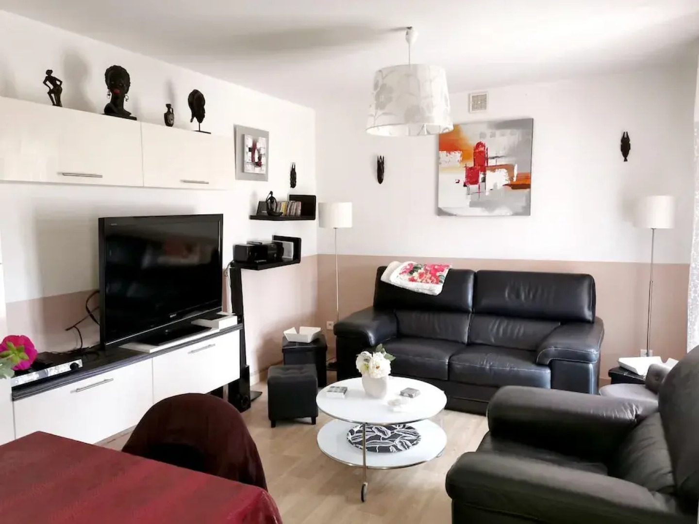 House With 2 Bedrooms in La Londe-les-maures, With Enclosed Garden and