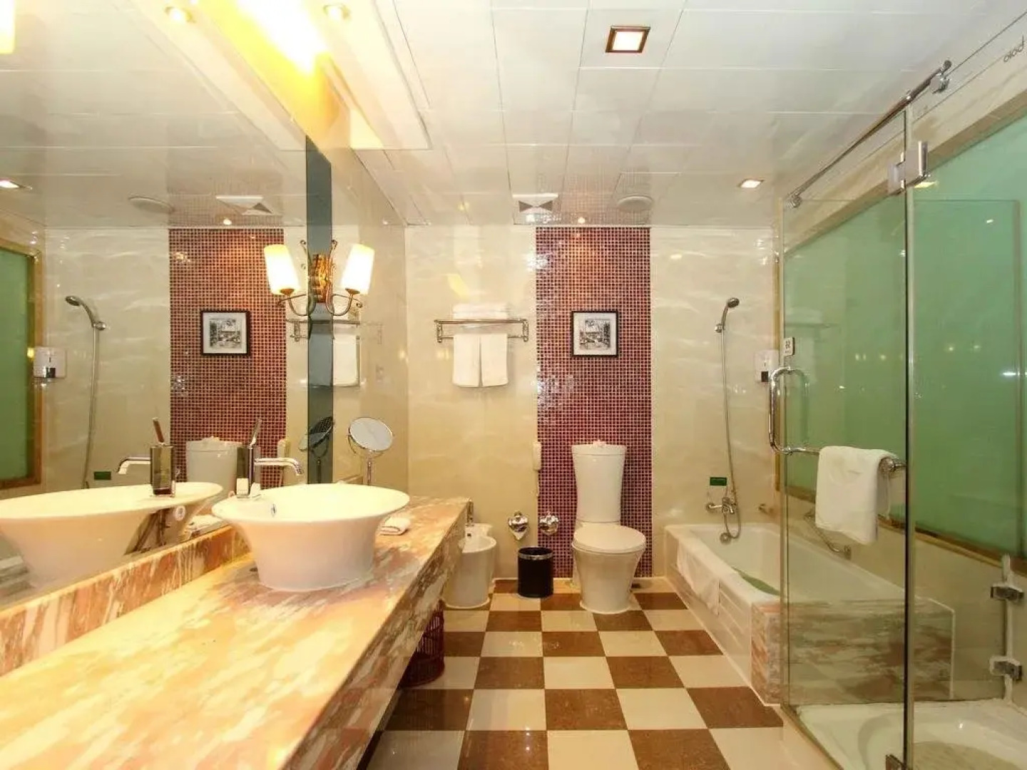 Legend Holiday Hotel