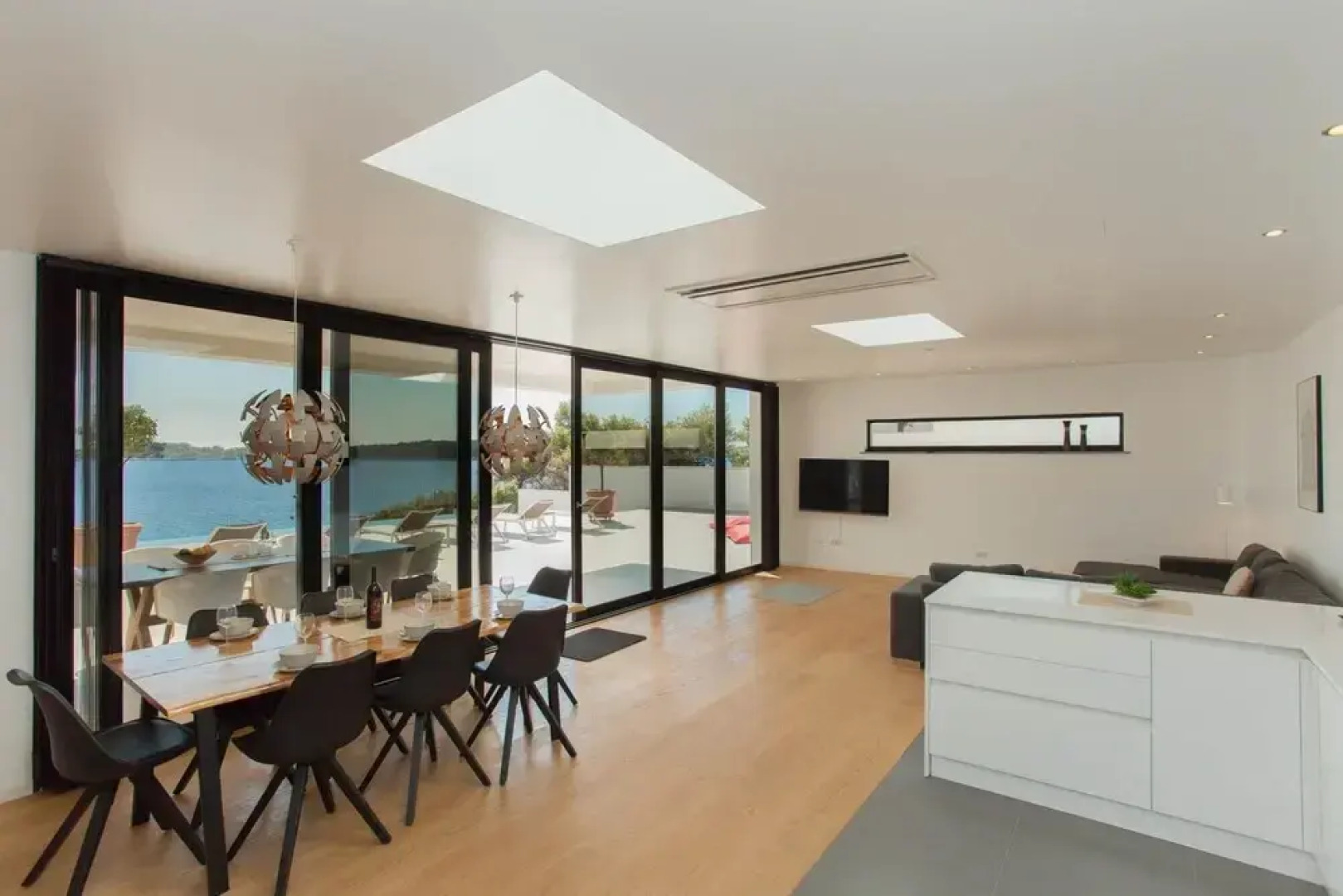 Villa Korkyra Beach in Potirna