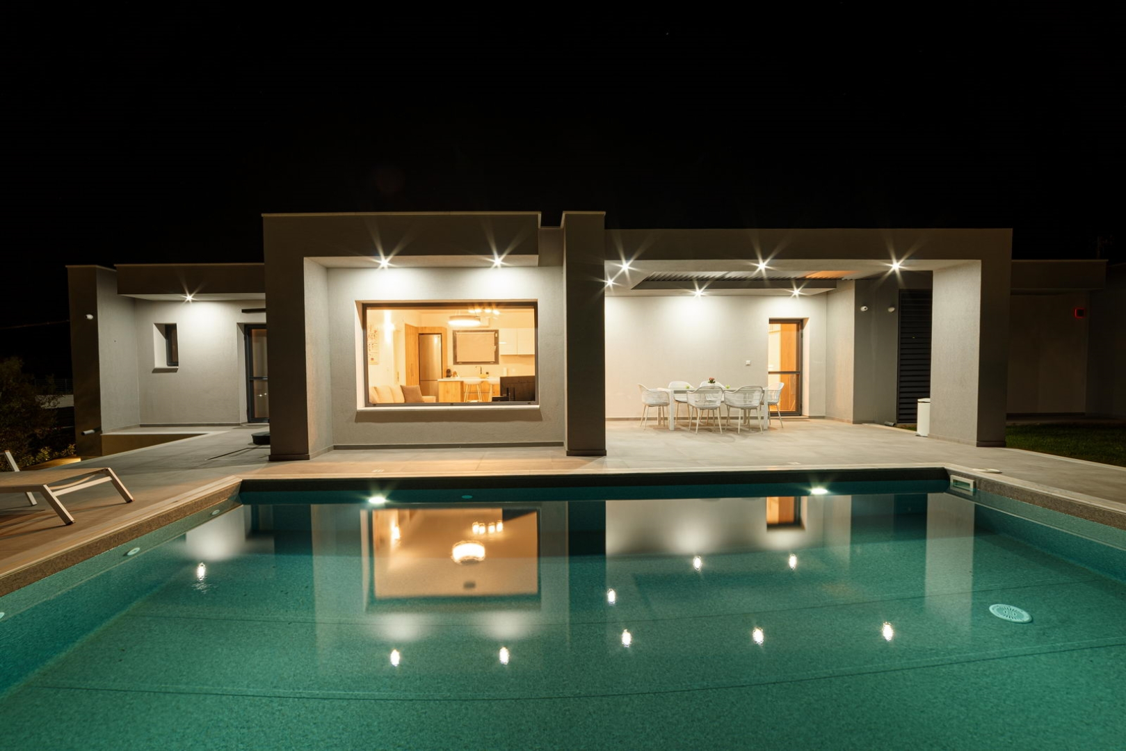 Merelia Luxury Villas - Olivia with Heated Pool