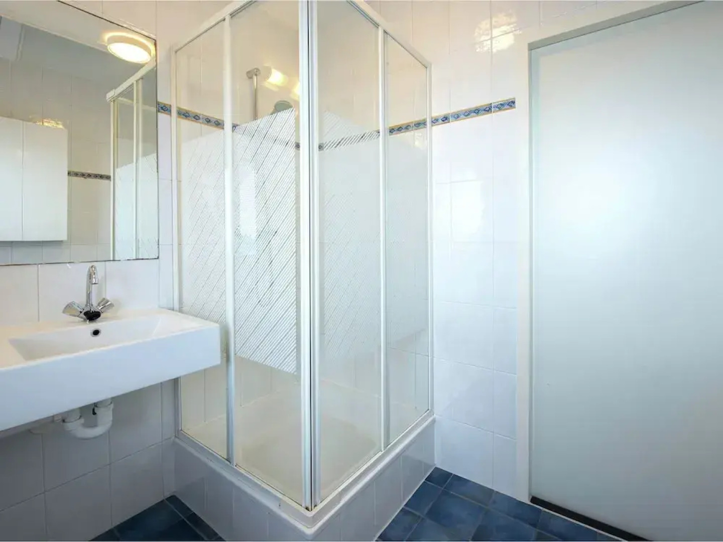 Tidy Apartment with Dishwasher near Amsterdam