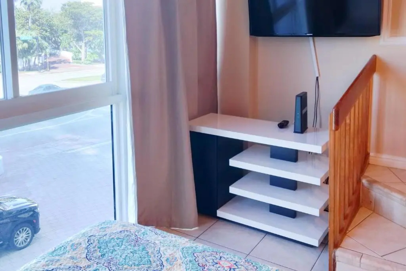 Miami Beach Apartments by Mia Rentals