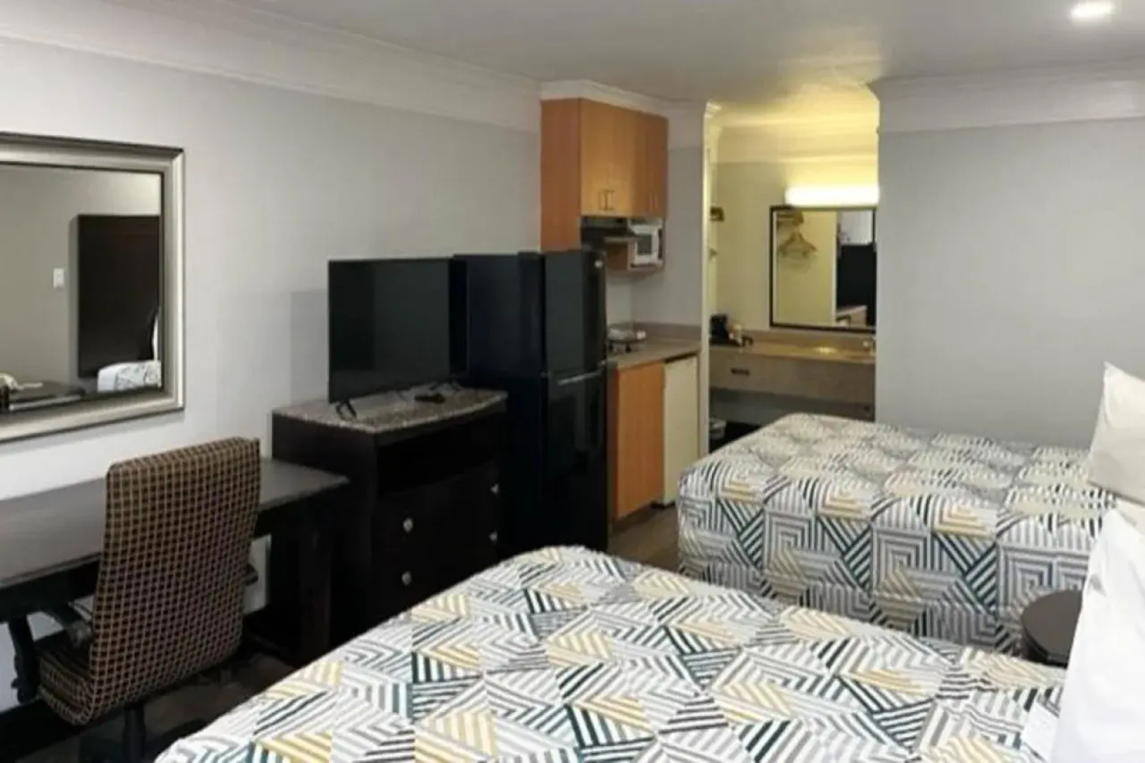 Studio 6 Suites Hinesville, GA