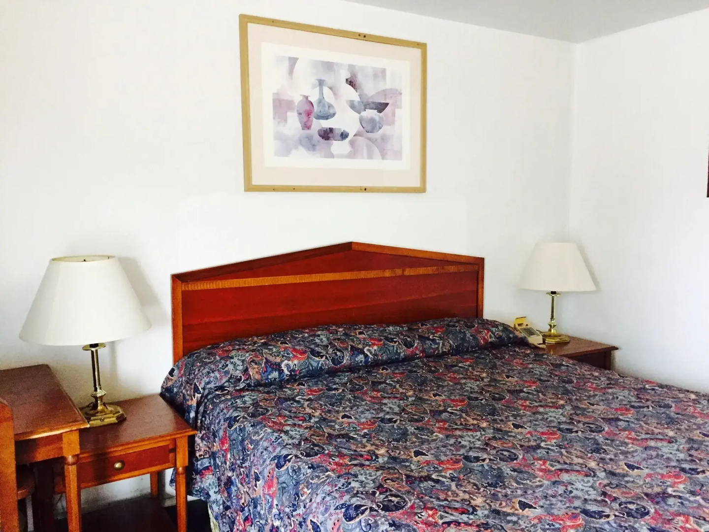 Maple Inn & Suites