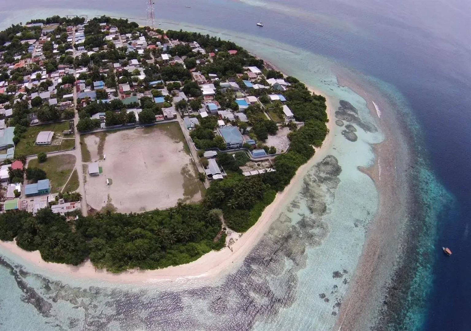 Tesoro Rasdhoo View Maldives