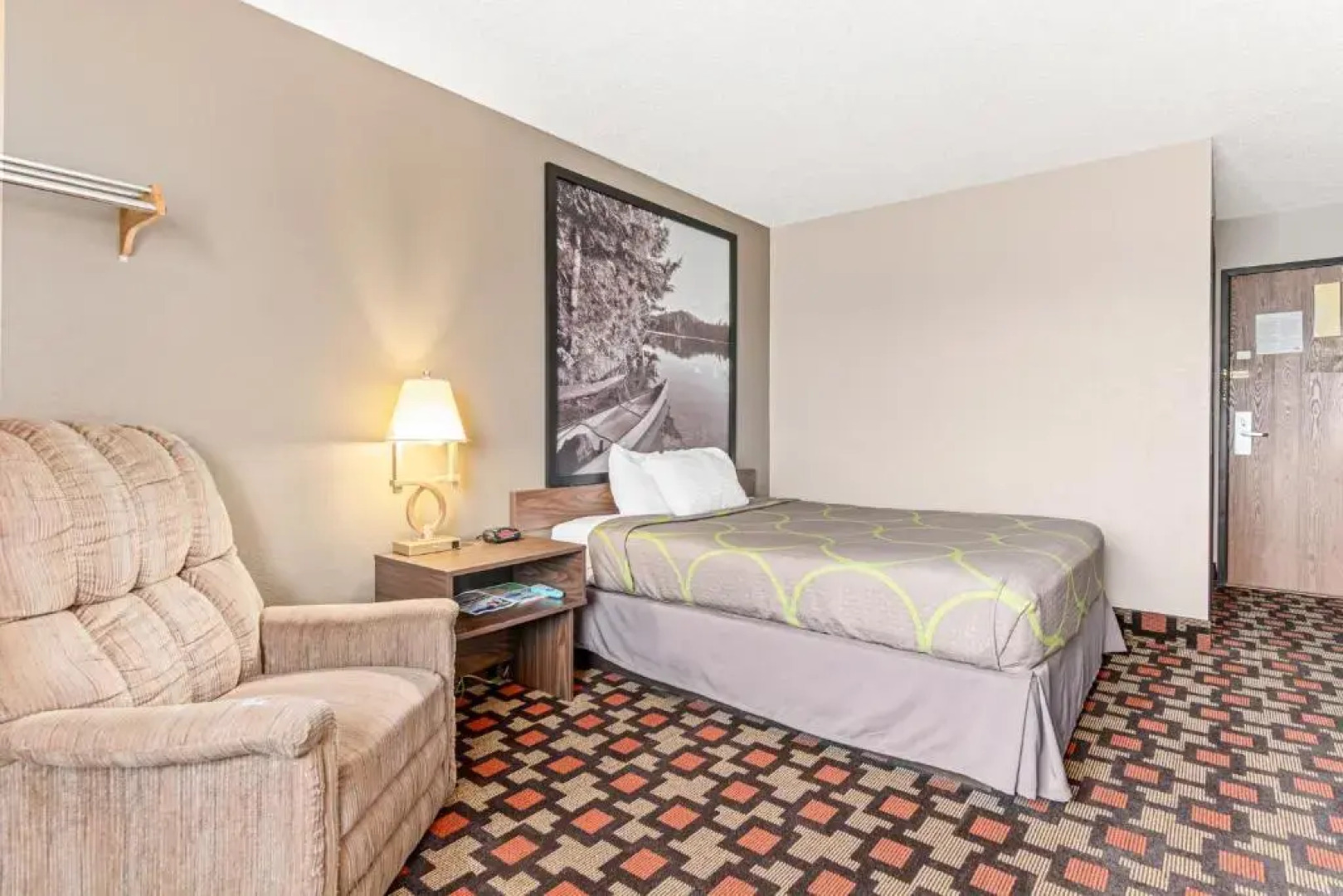 Super 8 Little Falls