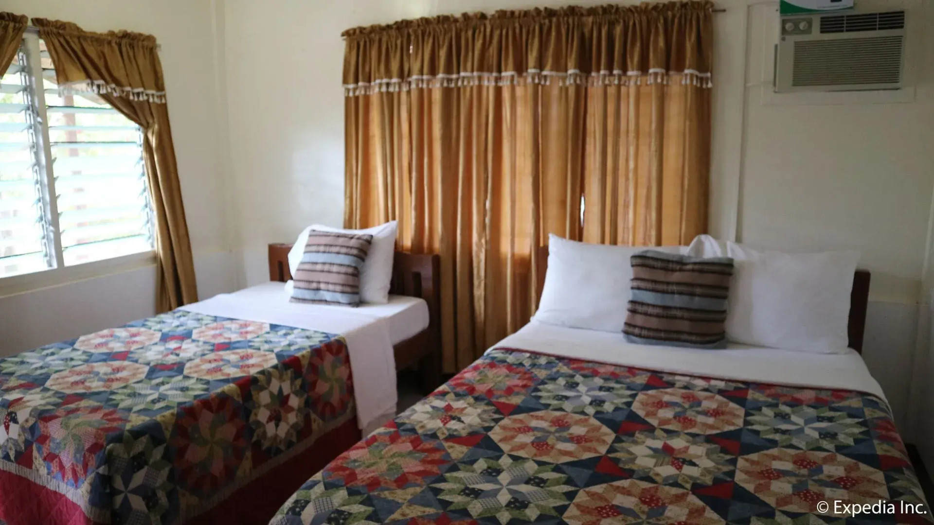 Island Rendevoo Cottages