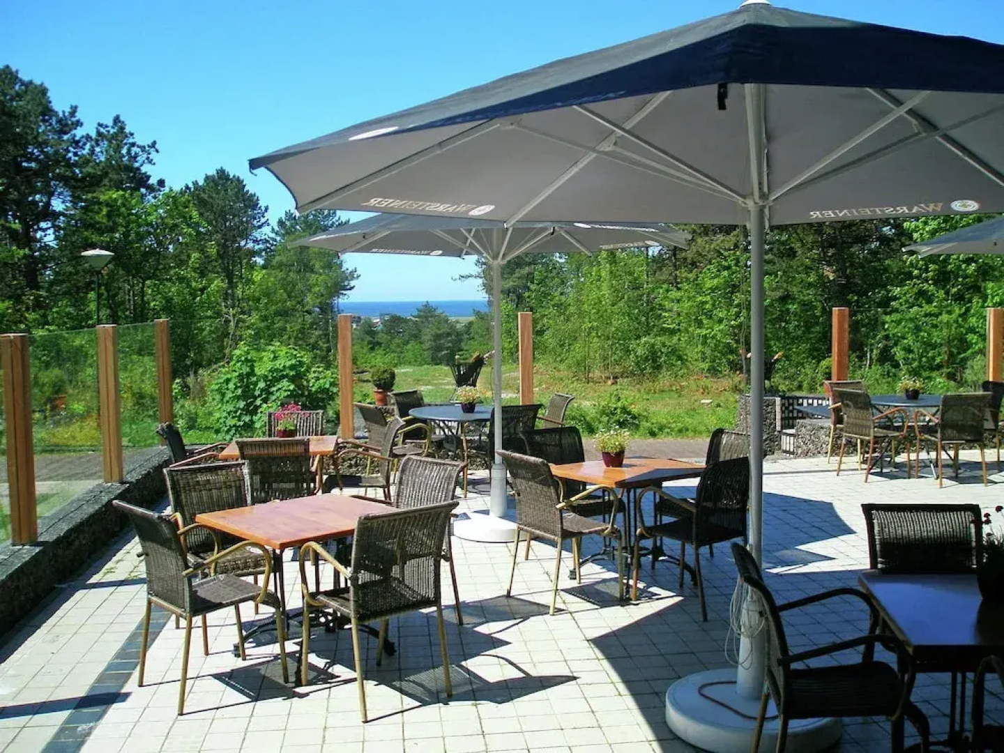 Spacious Coastal Getaway Bergen